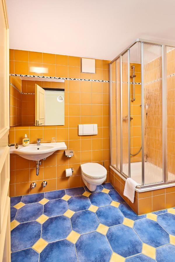 Landhotel Kistlerwirt バート・ファイルンバッハ エクステリア 写真